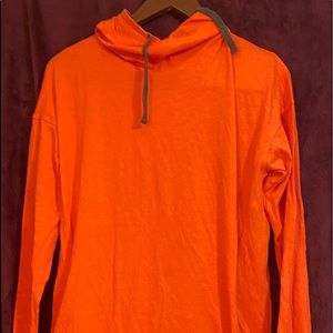 Women’s Under Armour Top